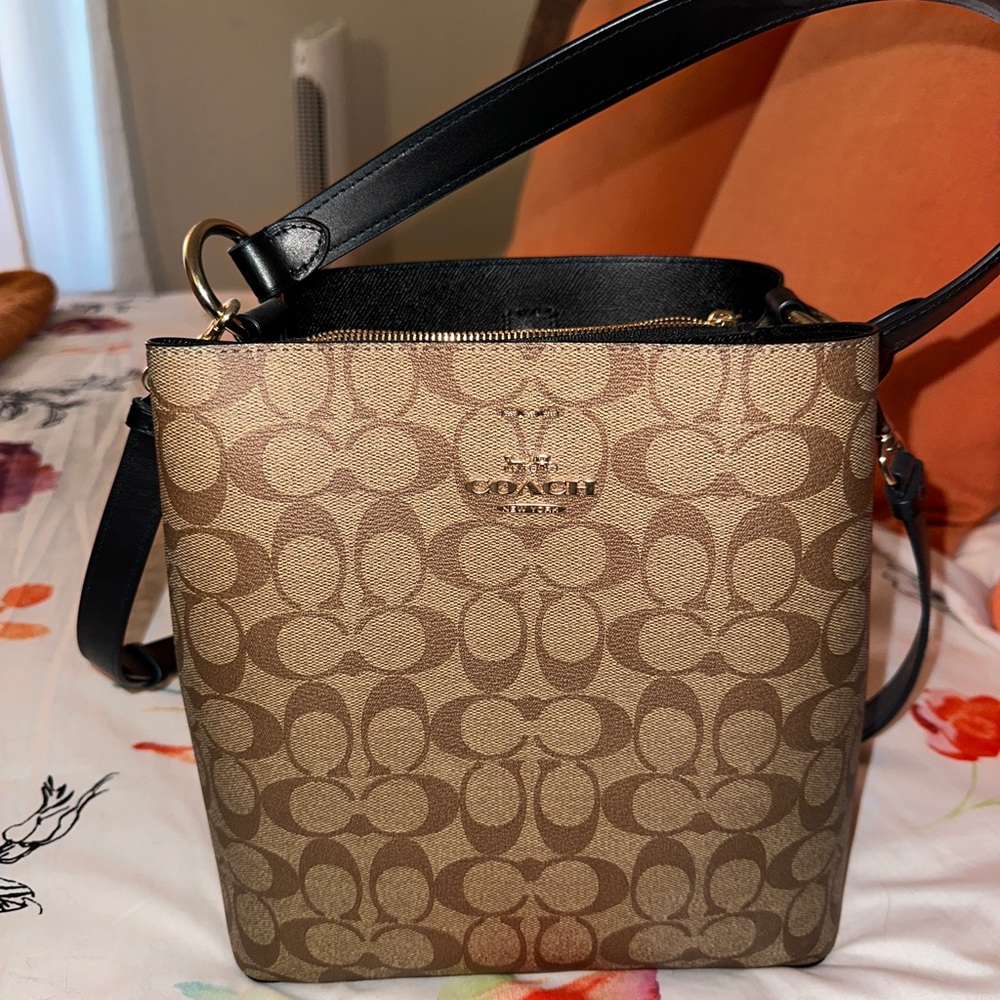 Coach Bucket Bag. Never used. New with tags.